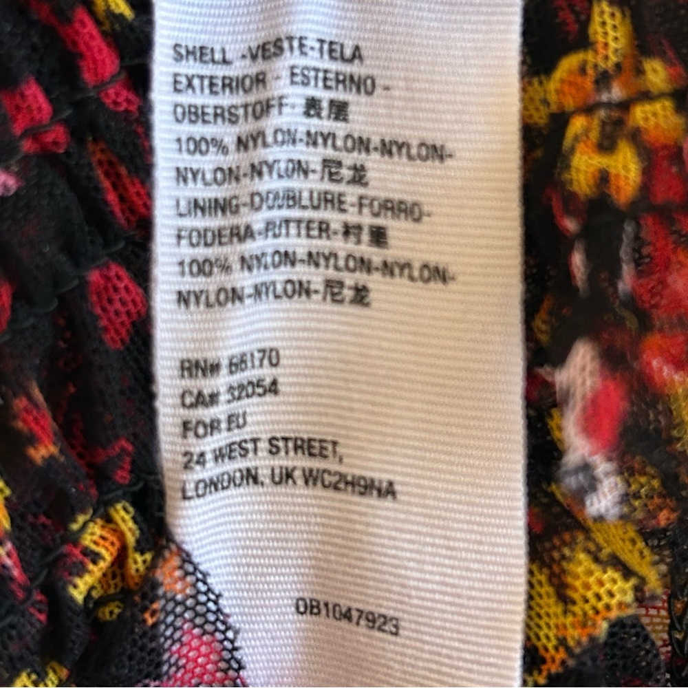 Free People Twyla Blouse, women’s size medium. Cropped sheer floral print. EC - Picture 7 of 7